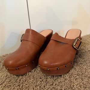 Time and Tru Tan Leather Mules with Brass Buckle